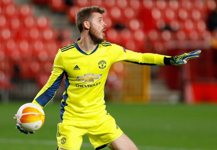  曼联门将德赫亚多次神扑力保球门不失红魔客场零平埃弗顿  